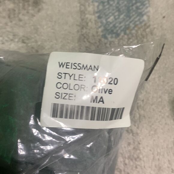 MANOLO  - Picture 4 of 4